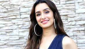 श्रद्धा कपूर का जीवन परिचय, श्रद्धा कपूर की बायोग्राफी, उम्र, जीवनी {Shraddha Kapoor Biography In Hindi , Age, Wiki, Height And Career}
